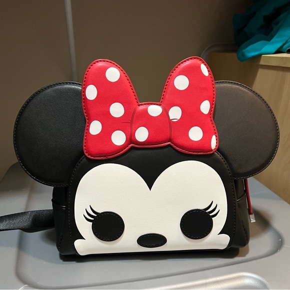 Loungefly - Picture 2 of 2